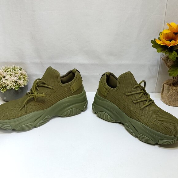 Madden NYC Fashion Casual Sneakers Mens 10 Comfort Foam Insole Odor-Reducing NIB - Picture 2 of 11